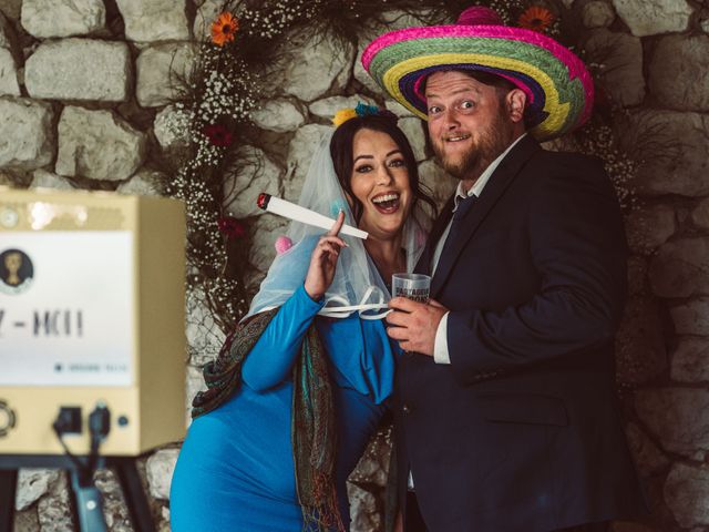 Le mariage de Fabrice et Victoria à Beaumontois-en-Périgord, Dordogne 47