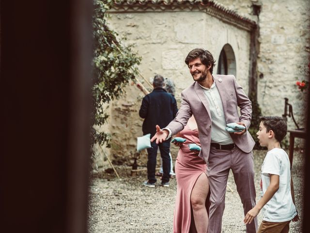 Le mariage de Fabrice et Victoria à Beaumontois-en-Périgord, Dordogne 69