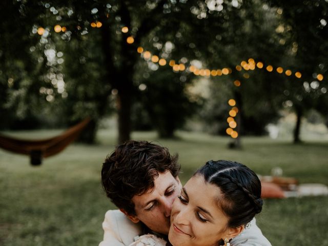 Le mariage de Jean-Baptiste  et Marie à Saint-Pierre-de-Bat, Gironde 405