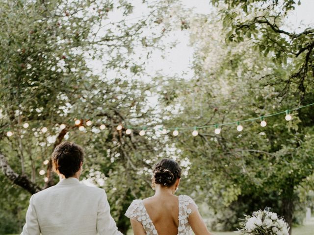 Le mariage de Jean-Baptiste  et Marie à Saint-Pierre-de-Bat, Gironde 412