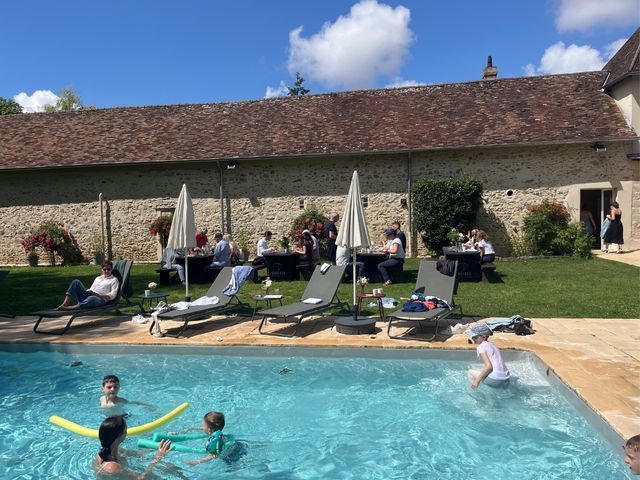 Le mariage de Olivia Murphy et Florian Sureau  et Olivia  à Faverolles, Eure-et-Loir 18
