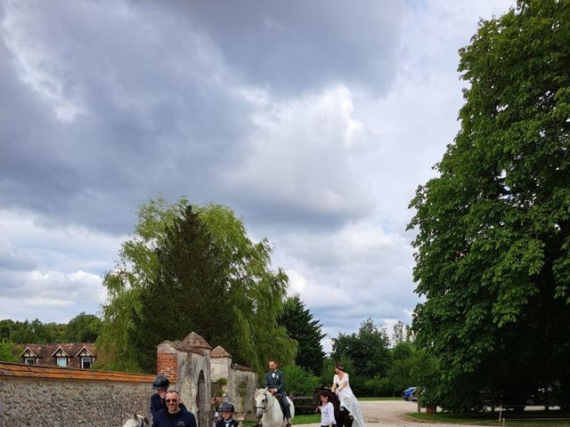 Le mariage de Olivia Murphy et Florian Sureau  et Olivia  à Faverolles, Eure-et-Loir 23