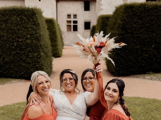 Le mariage de Thomas et Amandine à Chareil-Cintrat, Allier 44