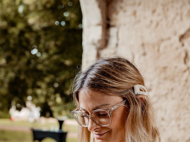 Le mariage de Thomas et Amandine à Chareil-Cintrat, Allier 56