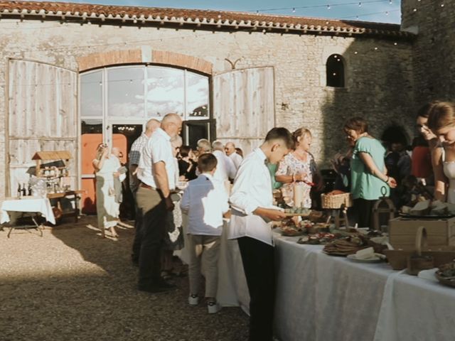 Le mariage de Aurélien et Joeëlle à Sainte-Cécile, Vendée 5