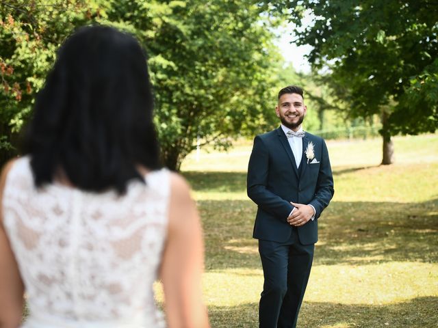 Le mariage de Hugo et Maha à Marey-lès-Fussey, Côte d&apos;Or 23