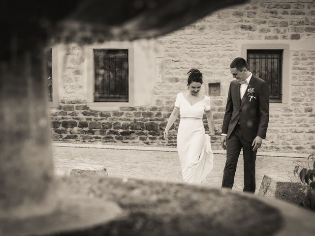 Le mariage de Anthony et Flora à Cluny, Saône et Loire 36