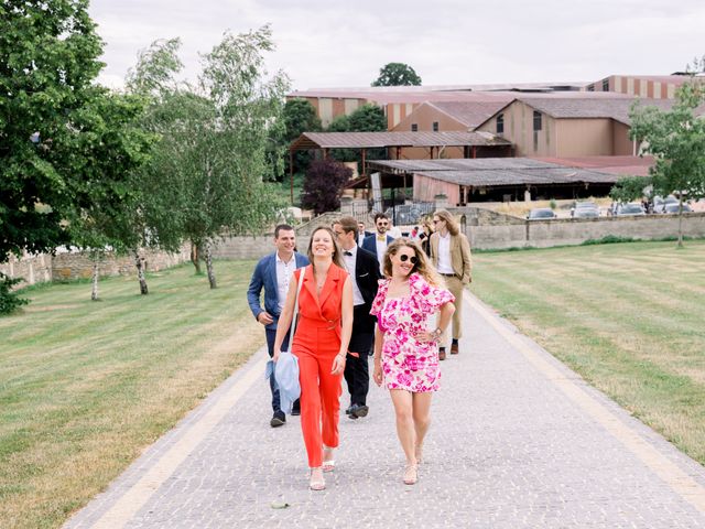 Le mariage de Anthony et Flora à Cluny, Saône et Loire 61