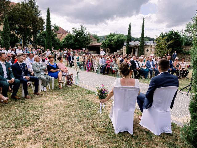 Le mariage de Anthony et Flora à Cluny, Saône et Loire 64