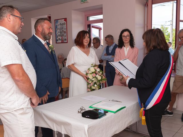 Le mariage de Hervé et Marie-Laure à Lomont-sur-Crête, Doubs 15