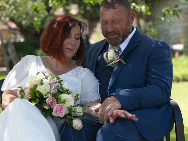 Le mariage de Hervé et Marie-Laure à Lomont-sur-Crête, Doubs 22