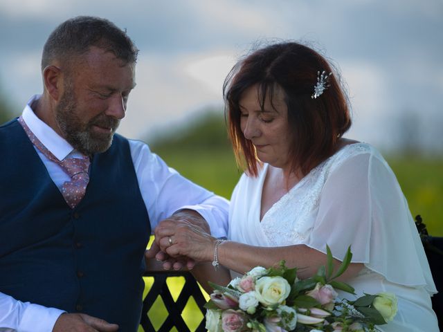 Le mariage de Hervé et Marie-Laure à Lomont-sur-Crête, Doubs 45