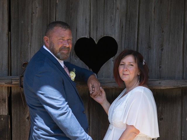 Le mariage de Hervé et Marie-Laure à Lomont-sur-Crête, Doubs 52