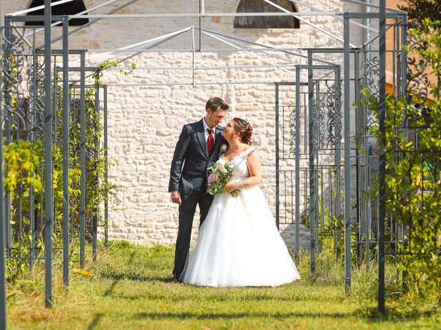 Le mariage de Manon et Kevin à Montbellet, Saône et Loire 15