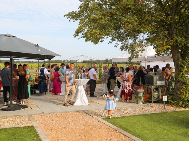 Le mariage de Manon et Kevin à Montbellet, Saône et Loire 23