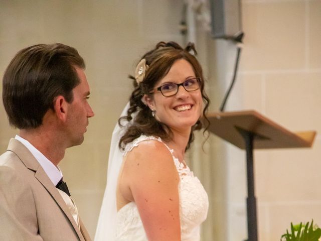 Le mariage de Bertrand et Audrey à Pierrefitte-sur-Sauldre, Loir-et-Cher 44