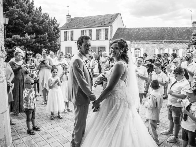 Le mariage de Bertrand et Audrey à Pierrefitte-sur-Sauldre, Loir-et-Cher 59