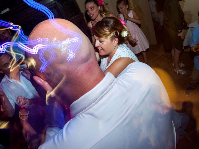 Le mariage de Nicolas et Emilie à Saint-Nizier-d&apos;Azergues, Rhône 20