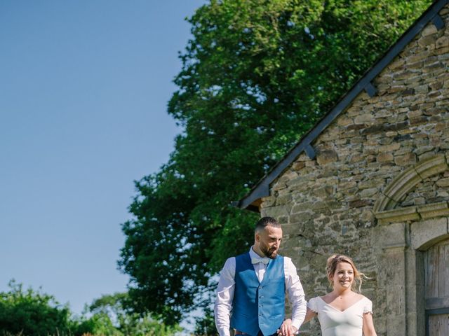 Le mariage de Elodie et Sylvain à Landerneau, Finistère 4