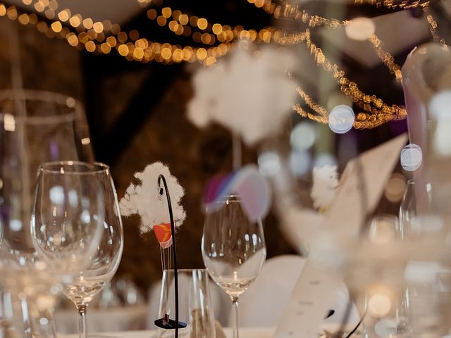 Le mariage de NICOLAS et DELPHINE à Montpeyroux, Puy-de-Dôme 29