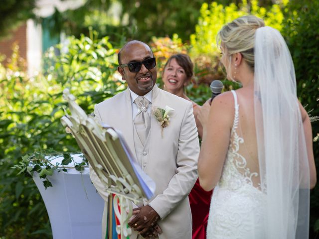 Le mariage de Gavin et Laetitia à Naours, Somme 33