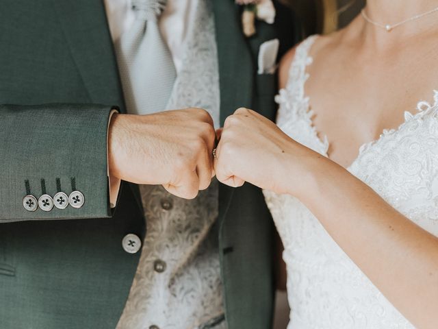 Le mariage de Arnaud et Caroline à Veyrier-du-Lac, Haute-Savoie 56