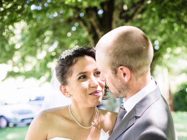 Le mariage de alex et leya à Saint-Laurent-d&apos;Olt, Aveyron 3