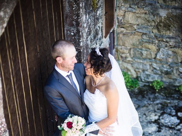 Le mariage de alex et leya à Saint-Laurent-d&apos;Olt, Aveyron 4