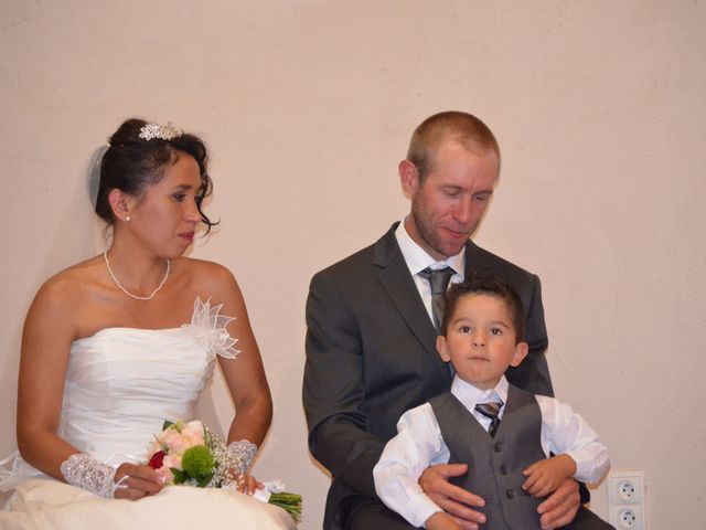 Le mariage de alex et leya à Saint-Laurent-d&apos;Olt, Aveyron 15