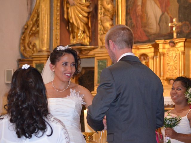 Le mariage de alex et leya à Saint-Laurent-d&apos;Olt, Aveyron 19