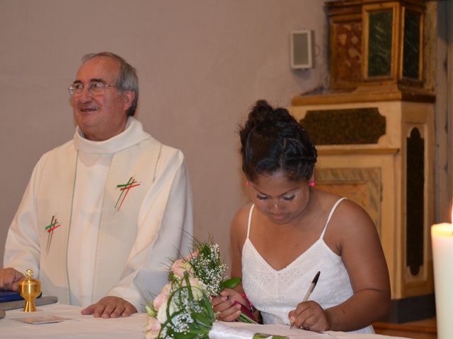 Le mariage de alex et leya à Saint-Laurent-d&apos;Olt, Aveyron 35