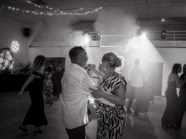 Le mariage de Tony et Tessie à Compiègne, Oise 43