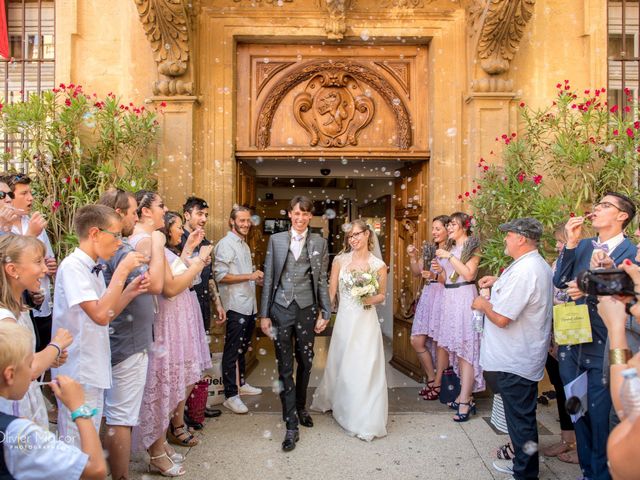 Le mariage de Hugo et Mathilde à Lançon-Provence, Bouches-du-Rhône 9