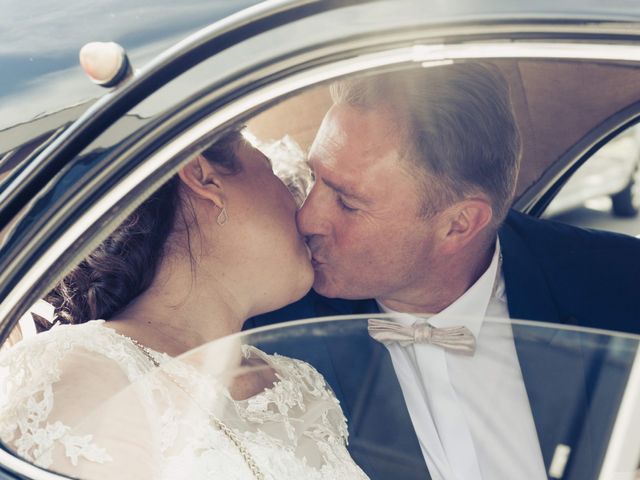 Le mariage de Guy et Corinne à Montigny-le-Bretonneux, Yvelines 14