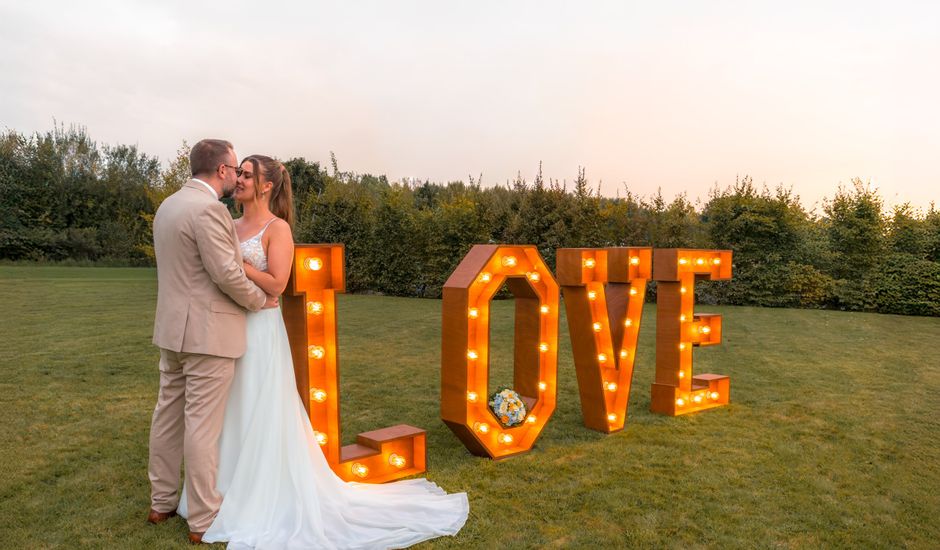 Le mariage de Tony et Tessie à Compiègne, Oise