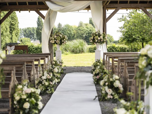 Le mariage de Aurélien  et Vanille à Aubers, Nord 35