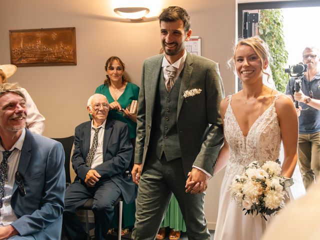 Le mariage de Corentin et Céline à Louverné, Mayenne 29