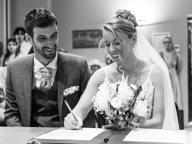 Le mariage de Corentin et Céline à Louverné, Mayenne 34