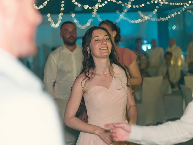 Le mariage de Corentin et Céline à Louverné, Mayenne 81