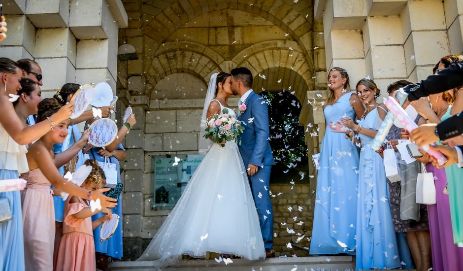 Le mariage de Jonathan  et Coralie  à Chasseneuil-du-Poitou, Vienne