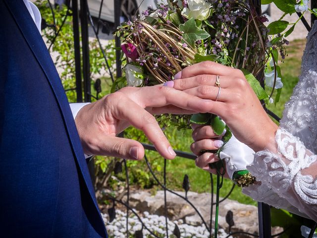 Le mariage de Gaelle et Geoffrey à Vendières, Aisne 35