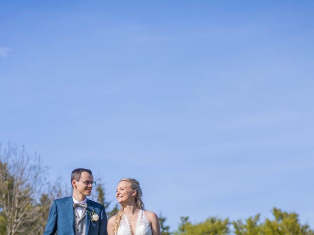 Le mariage de Maude et Maxime à Lavans-lès-Saint-Claude, Jura 16