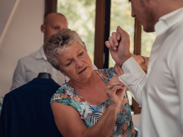 Le mariage de Julien et Laurene à Beillé, Sarthe 9