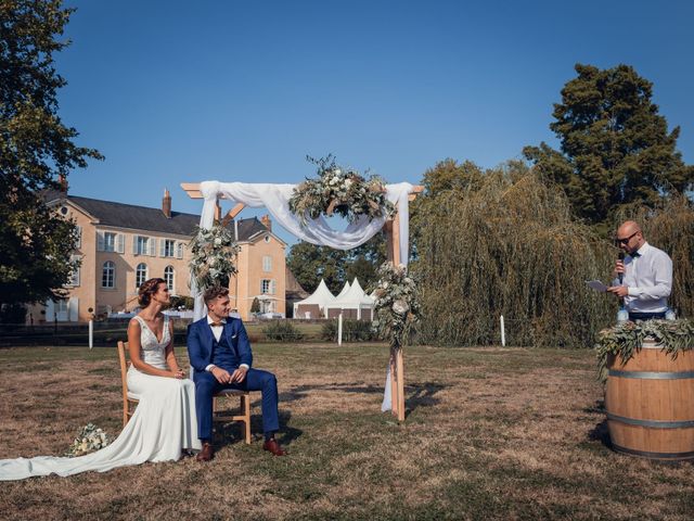 Le mariage de Julien et Laurene à Beillé, Sarthe 43