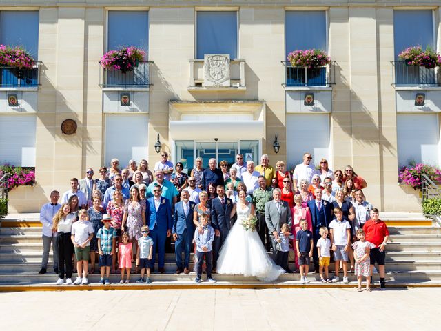 Le mariage de Ulrich et Elise à Saint-André-les-Vergers, Aube 40