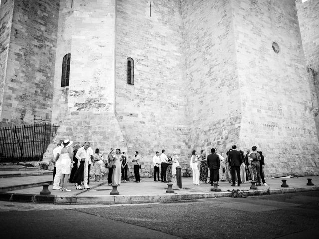 Le mariage de Romain et Tiffany à Marseille, Bouches-du-Rhône 32