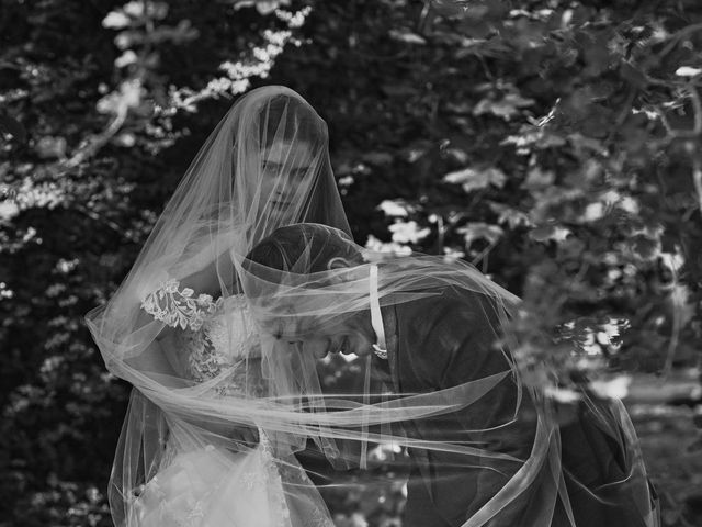 Le mariage de Basile et Valentine à Tourcoing, Nord 33