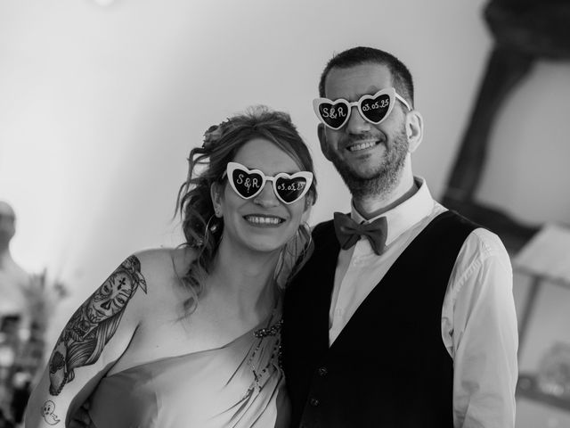 Le mariage de Regis et Stephanie à Douzy, Ardennes 4