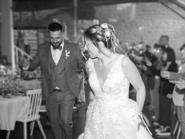 Le mariage de Regis et Stephanie à Douzy, Ardennes 10
