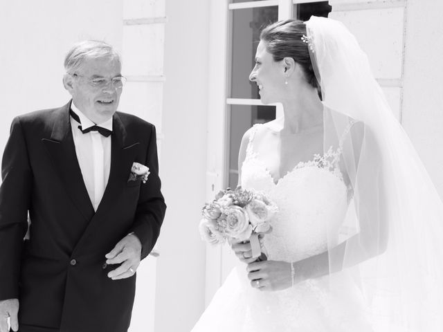 Le mariage de Alexandre et Marion à Fresneaux-Montchevreuil, Oise 13